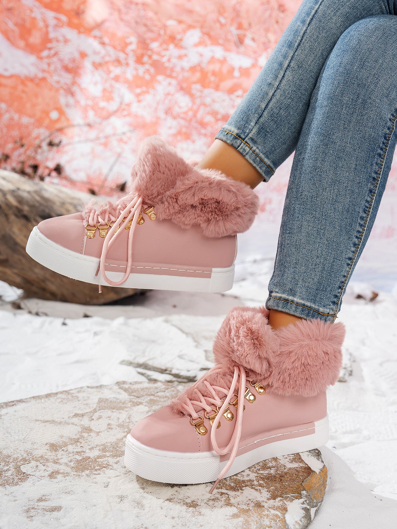 Women's Autumn/Winter Lace-Up Platform Round-Toe Casual Boots